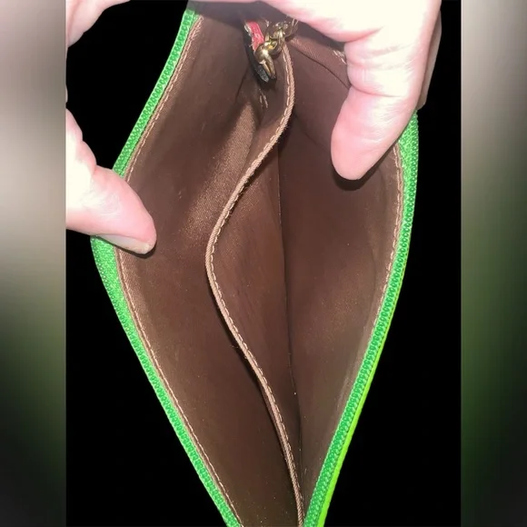 Dooney & Bourke Lime Green Logo Wristlet - Picture 6 of 8